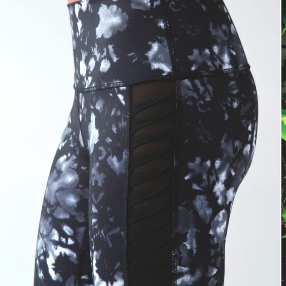 Lululemon Sunshine Salutation Crop (Full-On Luxtreme)Dusk Dye White Black size 2